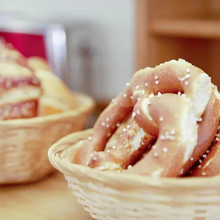 Otel Garni Alte Saege Inkl Chiemgaukarte Ruhpolding