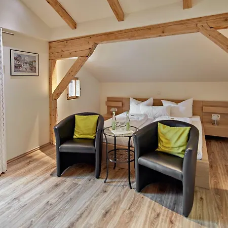 Otel Garni Alte Saege Inkl Chiemgaukarte Ruhpolding