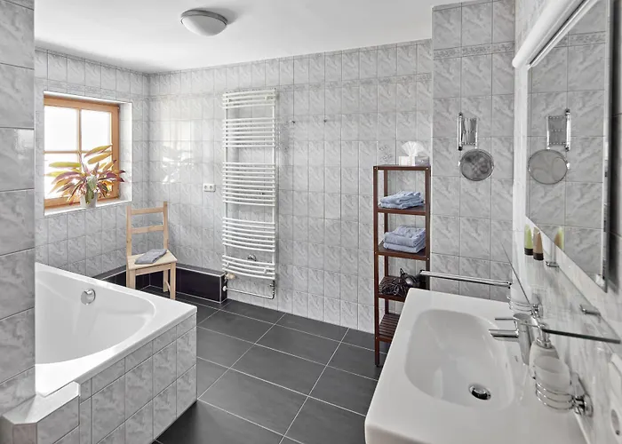 Hotel Hotel Garni Alte Saege Ruhpolding Inkl Chiemgaukarte Ruhpolding